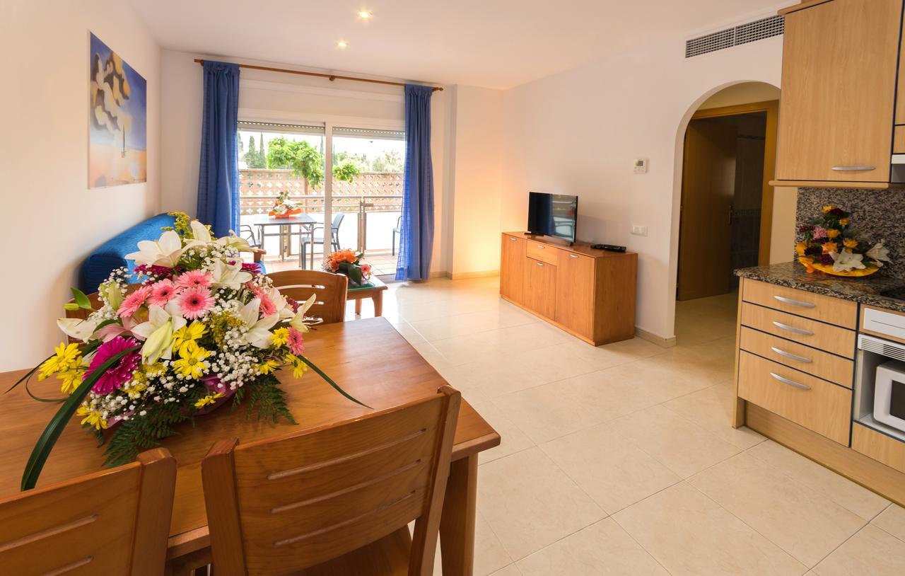 Inmosantos Apartamentos Daniel โรเซส ภายนอก รูปภาพ