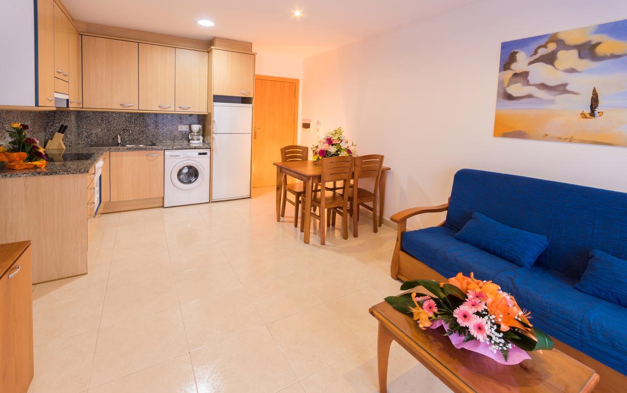 Inmosantos Apartamentos Daniel โรเซส ภายนอก รูปภาพ