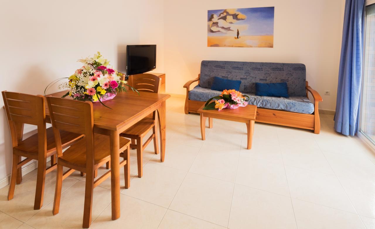 Inmosantos Apartamentos Daniel โรเซส ภายนอก รูปภาพ