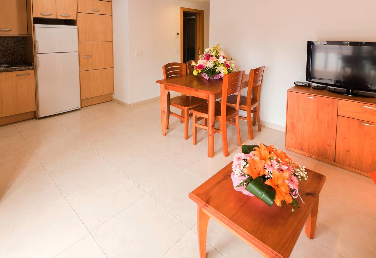 Inmosantos Apartamentos Daniel โรเซส ภายนอก รูปภาพ
