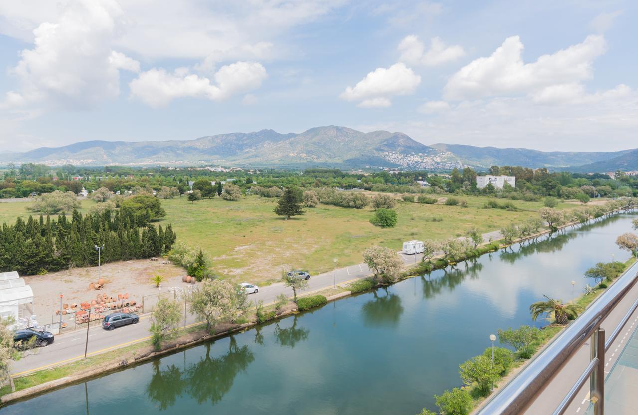 Inmosantos Apartamentos Daniel โรเซส ภายนอก รูปภาพ