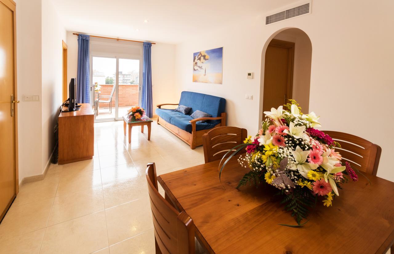 Inmosantos Apartamentos Daniel โรเซส ภายนอก รูปภาพ